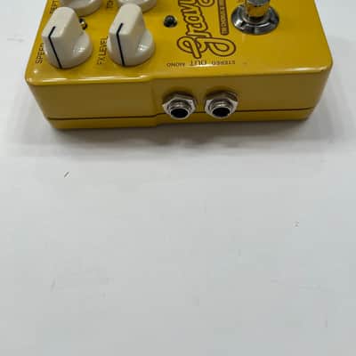 TC Electronic Gravy Tri Chorus & Vibrato Stereo Rare Guitar Effect Pedal image 3