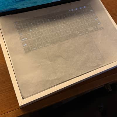 Apple MacBook Pro 2019 - Space Grey image 3