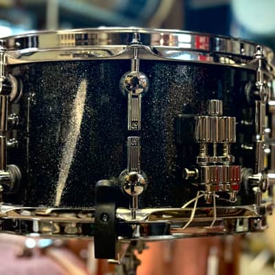 Sonor SQ2 13x7  Medium Beech Snare Drum - Black Sparkle Lacquer image 4
