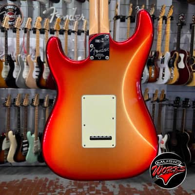 Fender   American Deluxe Stratocaster Sunset Metallic image 6