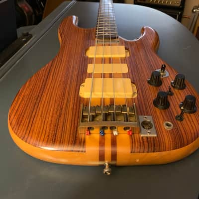 1979 Fernandes Master Hand Bass (MHB-110), Extremely Rare, good conditions, convertible hard case. image 3