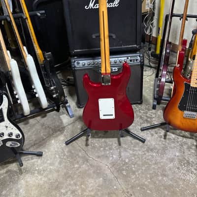 Fender Standard Stratocaster with Maple Fretboard 1998 - 2005 - Candy Apple Red image 8