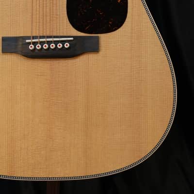 Martin D-28 Modern Deluxe Sitka Spruce / Rosewood Dreadnought 2025 Natural image 3