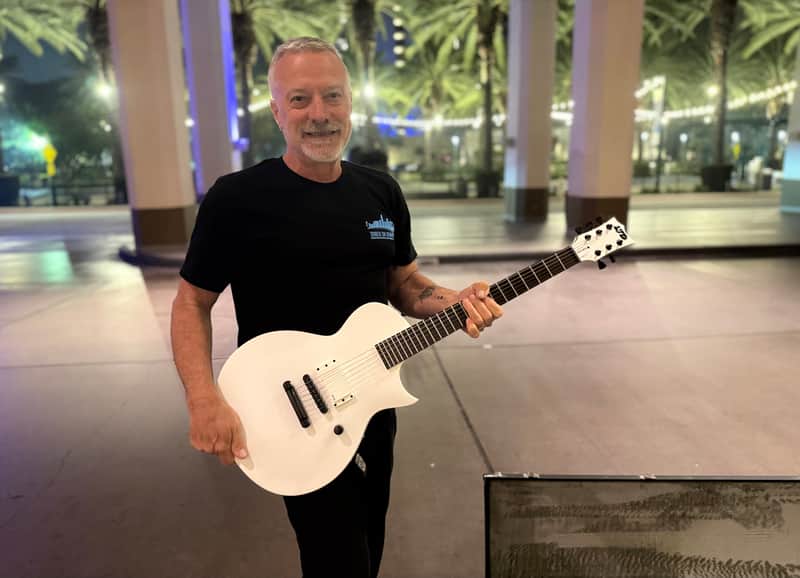 ESP LTD arctic metal, peter distefano, porno for pyros, the psychedelic furs, jane's addiction image 1