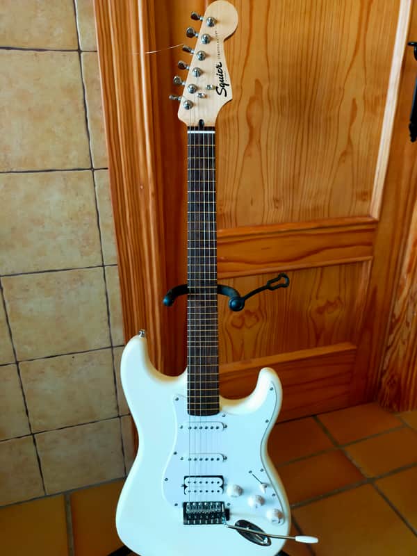 Microtonal Fender Squier Strat image 1