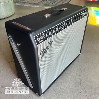 Fender Tone Master Twin Reverb 2x12" 200-Watt Guitar Combo Amp - Black (Excellent Condition) image 9
