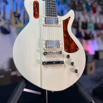 Eastman Guitars Juliet Electric Guitar - Pamona Blonde, with Case, FREE PLEK!, 322 image 2
