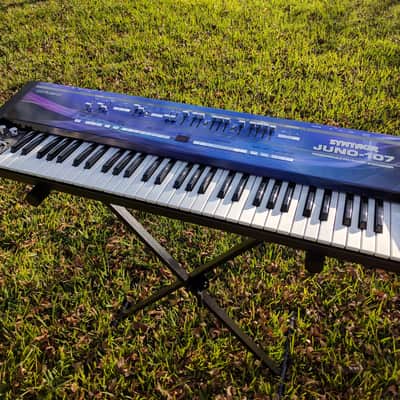 Syntaur Juno-107, customized and modded Roland Juno-106 as seen on 'Synth Wizards' image 2