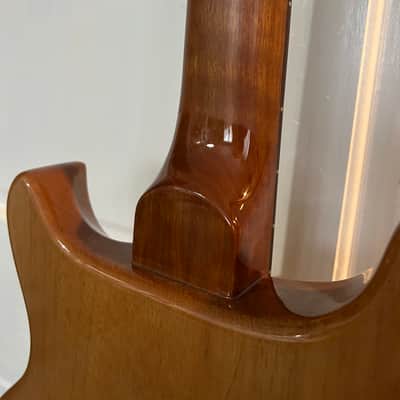 PRS SE Santana 2018 - Present - Santana Yellow image 11