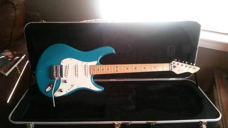 Peavey Falcon USA 1987 Teal Blue image 1