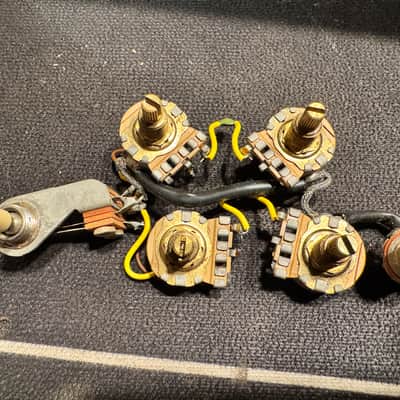 Gibson Angus Young SG Wiring . 2000 image 7