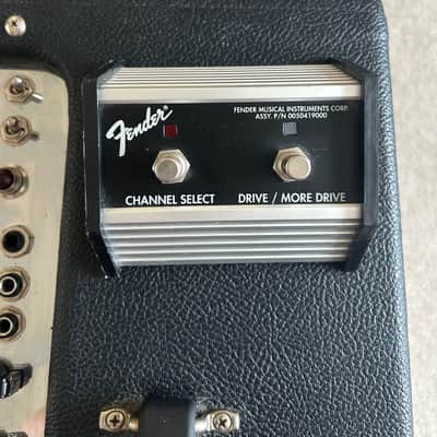 Fender Hot Rod Deluxe 3-Channel 40-Watt 1x12" Guitar Combo 2002 - 2010 - Black image 9