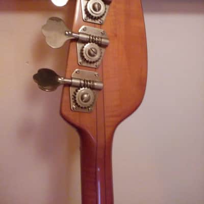 Vox Teardrop bass lefty  sunburst image 5