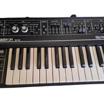 Roland Sh-09