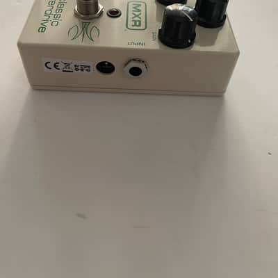 MXR Dunlop M-66 Classic Overdrive White Guitar Effect Pedal image 4