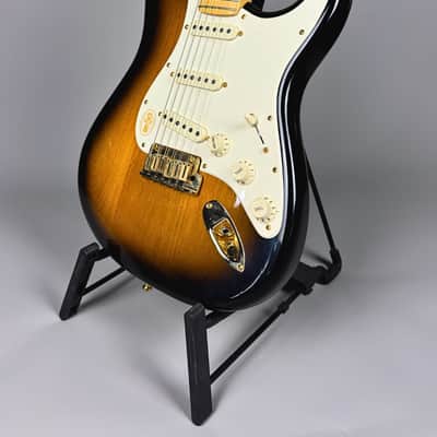 Fender American Deluxe 50th Anniversary Stratocaster - 2004 image 8