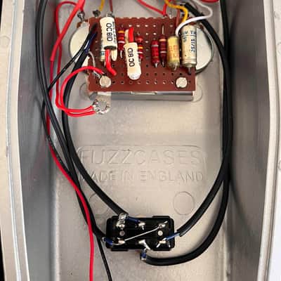 PPPC Sound Effects Stone Bender (Tone Bender MK1.5 with Mullard OC81D White Jacket) 2026 - Grey Hammertone image 7