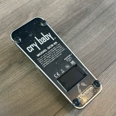 Dunlop GCB95 Cry Baby Standard Wah - Black image 5