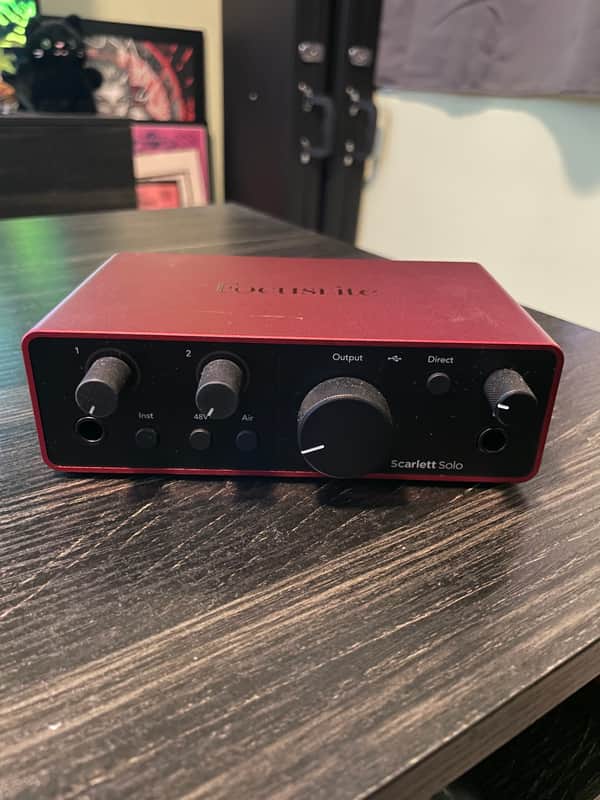 Focusrite Scarlett Solo 4th Gen USB Audio Interface 2023 - Present - Red image 1