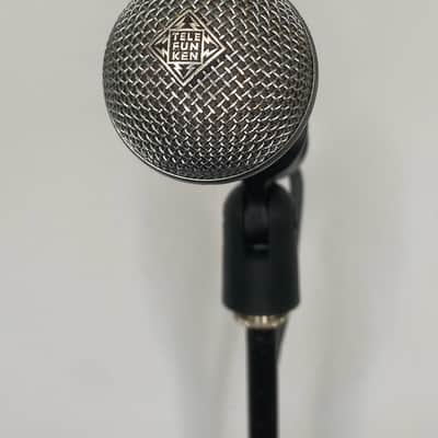 VINTAGE - REFURBISHED - TELEFUNKEN MD 405 S 1960s - METAL SILVER image 4