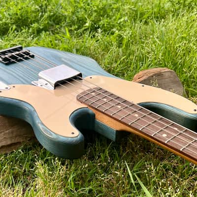 TW Basses Royal 54 Precision Bass 2020’s - Blue/Coral Blue Ash image 9
