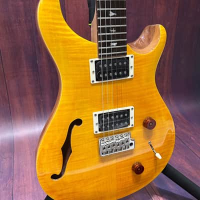 PRS SE Custom 22 Semi-Hollow Santana Yellow image 3