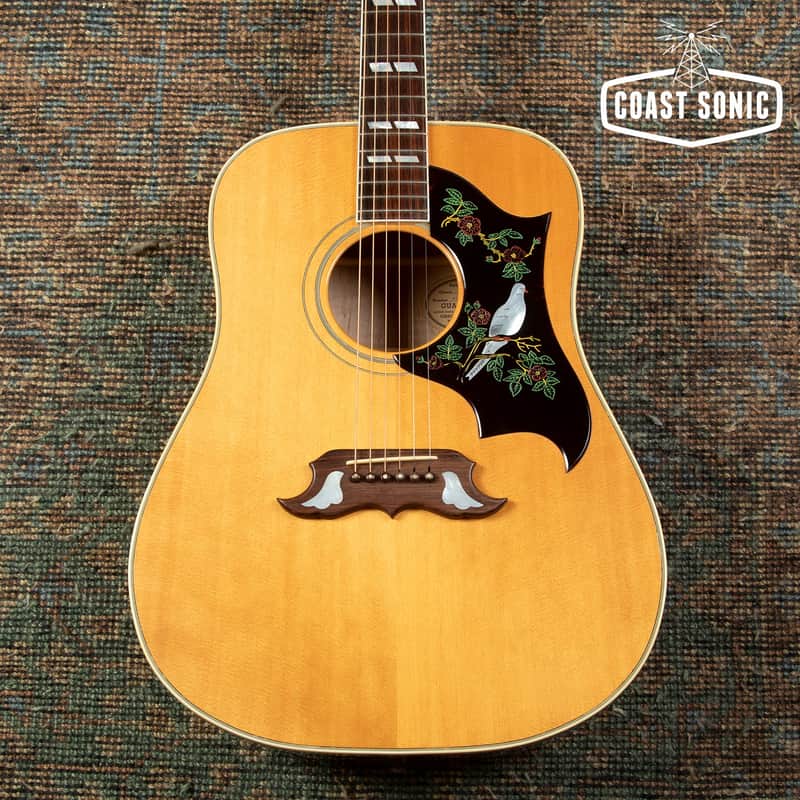 1993 Gibson Dove dreadnought acoustic, with hard case image 1