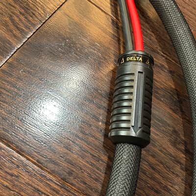 Shunyata Research Delta V1 Speaker Cables image 5