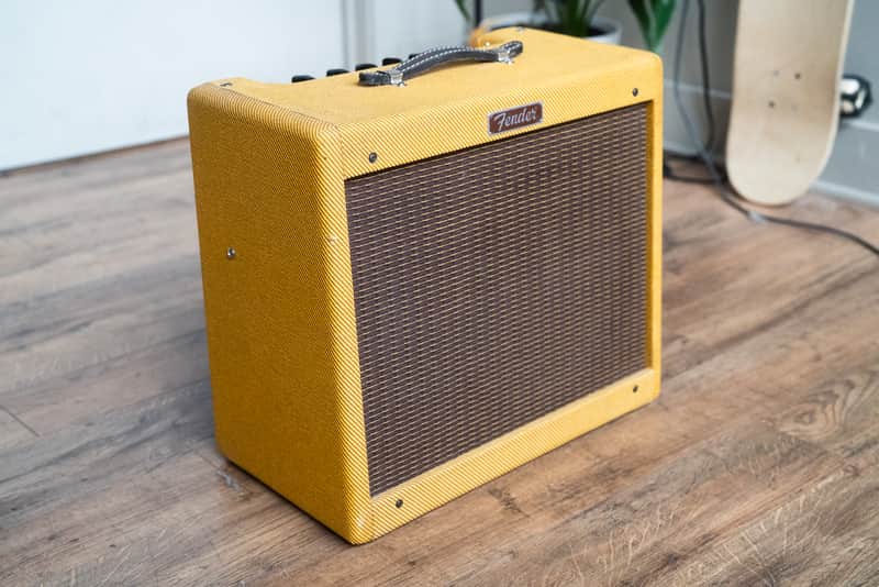Fender Blues Junior IV FSR Limited Edition Lacquered Tweed 15-Watt 1x12" Guitar Combo 2019 - 2021 - Lacquered Tweed image 1