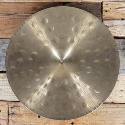 Meinl Byzance Extra Dry Medium Thin Hi-Hats - 15" image 6