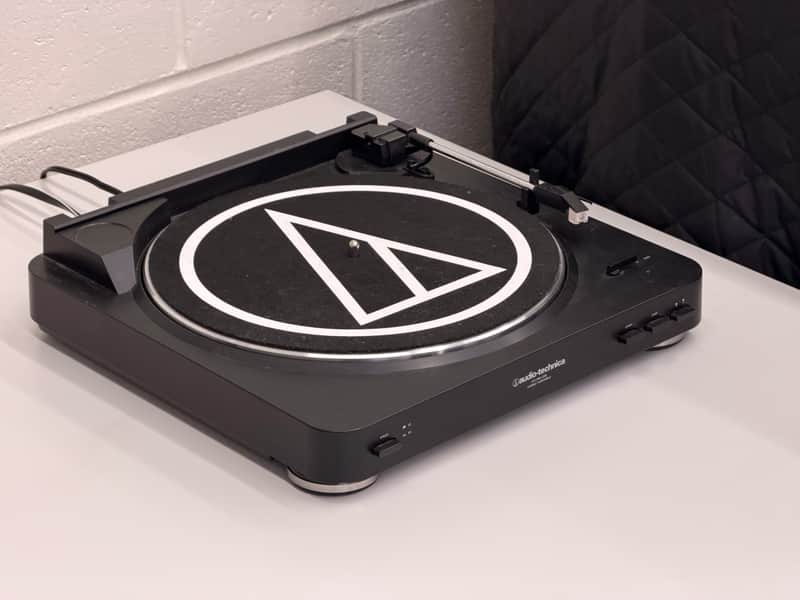 Audio-Technica AT-LP60USB Black Fully Automatic Belt Driven Turntable with USB 2010s - Black image 1