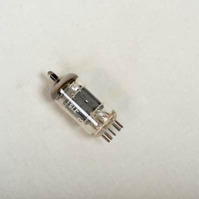 Valvo ECC83 (12AX7) made in Great Britain by Mullard NOS image 4