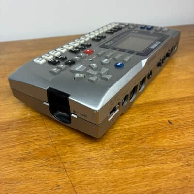 Yamaha QY100 Sequencer 1996 - 2002 Silver w/ 16MB Card + PSU image 5