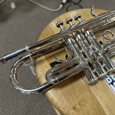Allora ATR-580 Chicago Series Professional Silver Plated Bb Trumpet w/ Case image 2