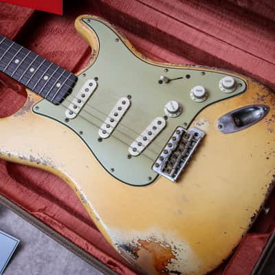 FENDER USA Masterbuilt '61 Reissue Stratocaster Heavy Relic *Vincent Van Trigt " Vintage White + Rosewood" (2024) image 2