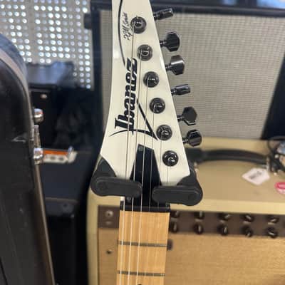 Ibanez PGM301-WH Paul Gilbert Signature 2003 - 2008 - White image 7