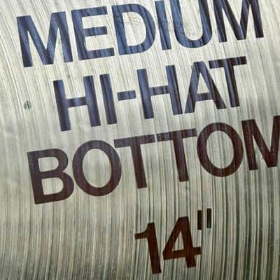14” Paiste 404 MEDIUM HIHATS 628g 796g image 5