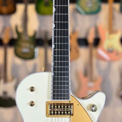 Gretsch White Penguin G6134T-58 Vintage Select - Vintage White image 4
