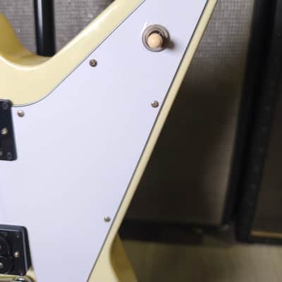 Gibson '70s Explorer 2023 - Present - Classic White image 5