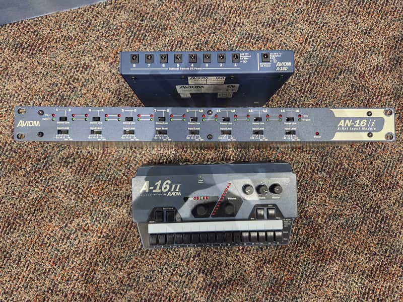 Aviom AN 16i Input Module and 8x A16 II Personal Mixers 2010 - Blue image 1