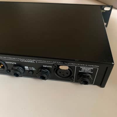 dbx 166XL Stereo Compressor / Limiter / Gate 2000s - Black image 4