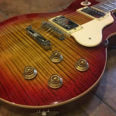 Samick Greg Bennett Avion AV-3 Electric Guitar Sunburst Beautiful Finish image 4
