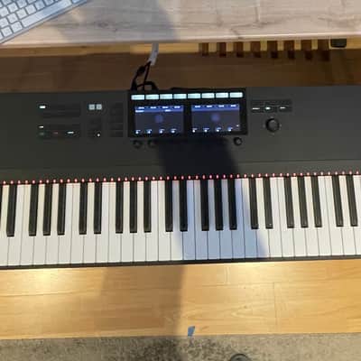 Native Instruments Komplete Kontrol S88 MK2 - Gearspace