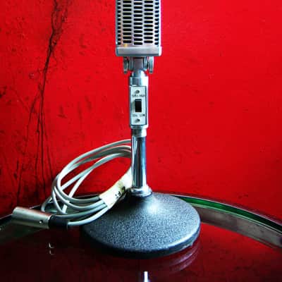 Vintage 1960's Calrad DM16 H.L Dual Z dynamic microphone w cable and box Olson Lafayette prop display image 3