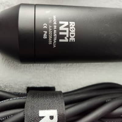 RODE NT1 5th Generation Cardioid Condenser Microphone 2023 - Present - Black image 4