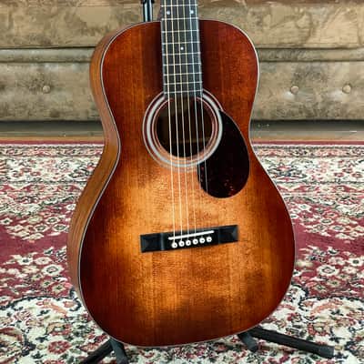 Eastman E1P-LTD-CLA Parlor Limited Edition + S# M2333063 + NEW from the great guitar store in Austria image 2