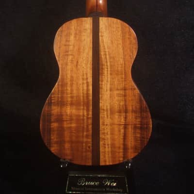 Handcrafted Concert Ukulele, Solid Curly Hawaiian Koa, Doves Soundhole, Soft-bag, Bruce Wei UG15-2939 image 5