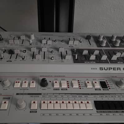 UDO Audio Super 6 Desktop 12-Voice Polyphonic Binaural Analog-Hybrid Synthesizer image 8