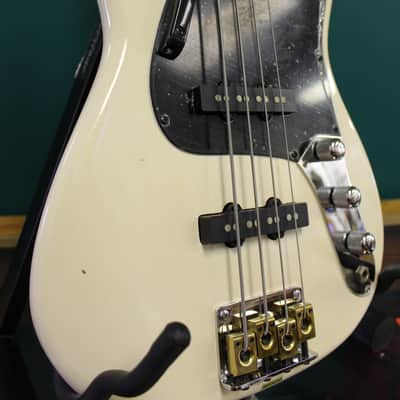 1989 Epiphone by Gibson Rock Bass CH/WH White image 3