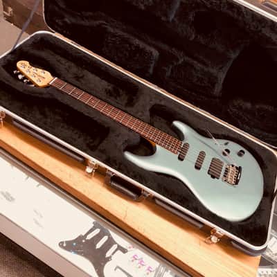Music Man Luke 2 Electric Guitar 1998 EMG image 2